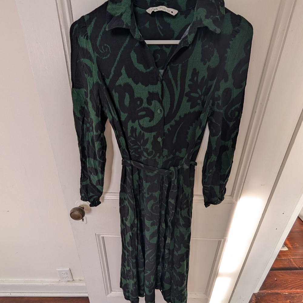 Zara Green and Black Long Sleeve Dress
